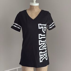 PINK Victoria's Secret Short Sleeve V Neck T Shirt SMALL NEW